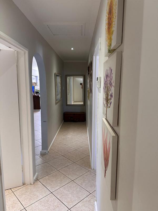 4 Bedroom Property for Sale in Fish Hoek Western Cape